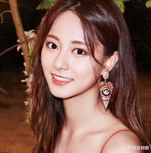 周子黑明星,闪耀星途，璀璨人生